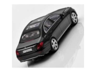 Модель Mercedes-Benz E-Class Saloon (W213), Avantgarde, Scale 1:43, Obsidian Black